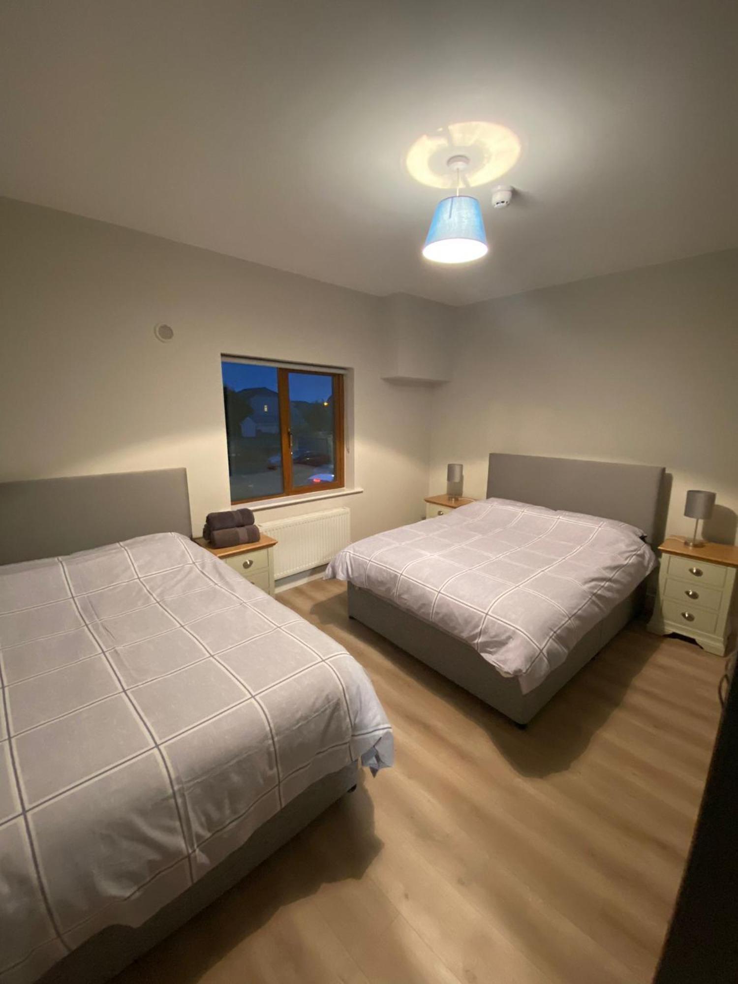 Dromod Suites Room photo